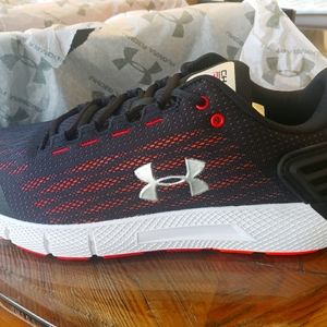 Men's Tennis Shoes